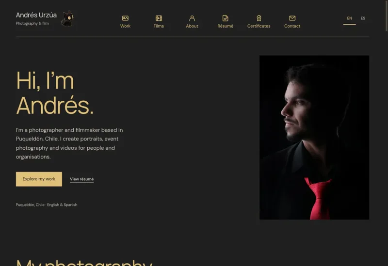 Andrés Urzúa’s portfolio homepage with his portrait and photography menu